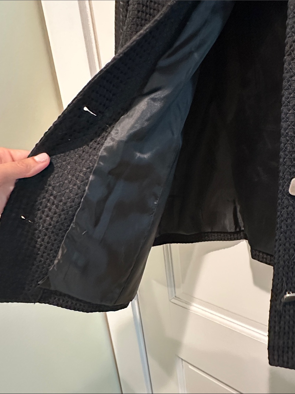 Maggie Barnes Black Textured Boxy Blazer with metal Buttons - Picture 7 of 10